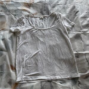 Wilfred White Short Sleeve Tee